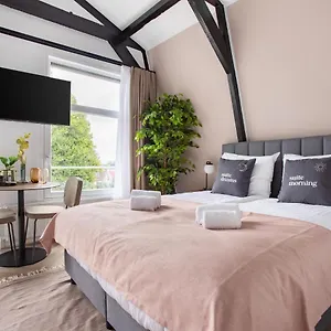 Hotel Limehome Hemonystraat, Amsterdam